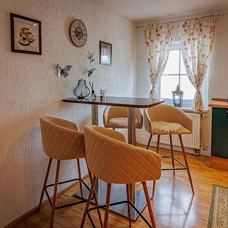 Wohnen Ueber Einem Mediterranen Restaurant,Apartment 2 Oder 3 Leipzig Extérieur photo