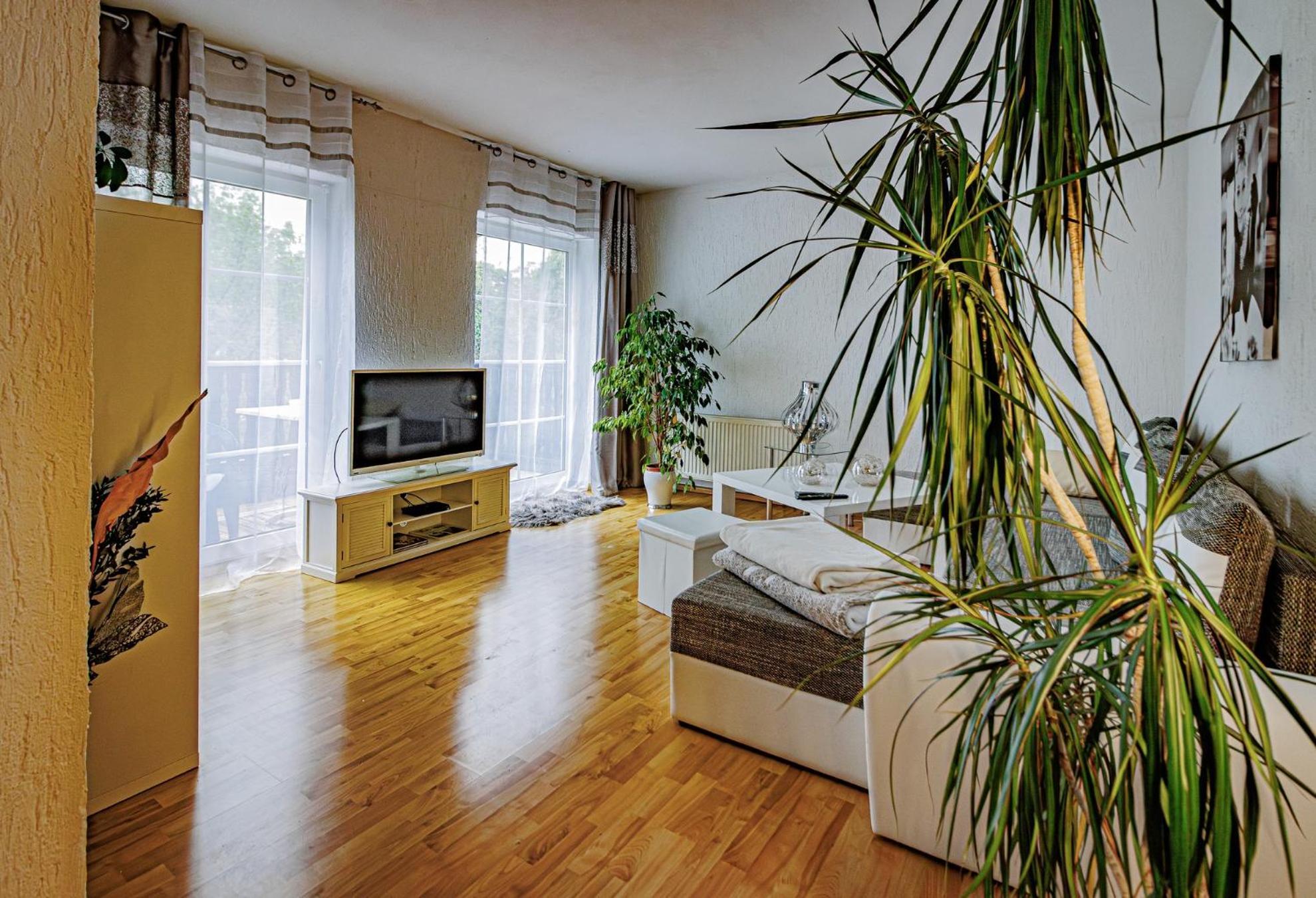 Wohnen Ueber Einem Mediterranen Restaurant,Apartment 2 Oder 3 Leipzig Extérieur photo