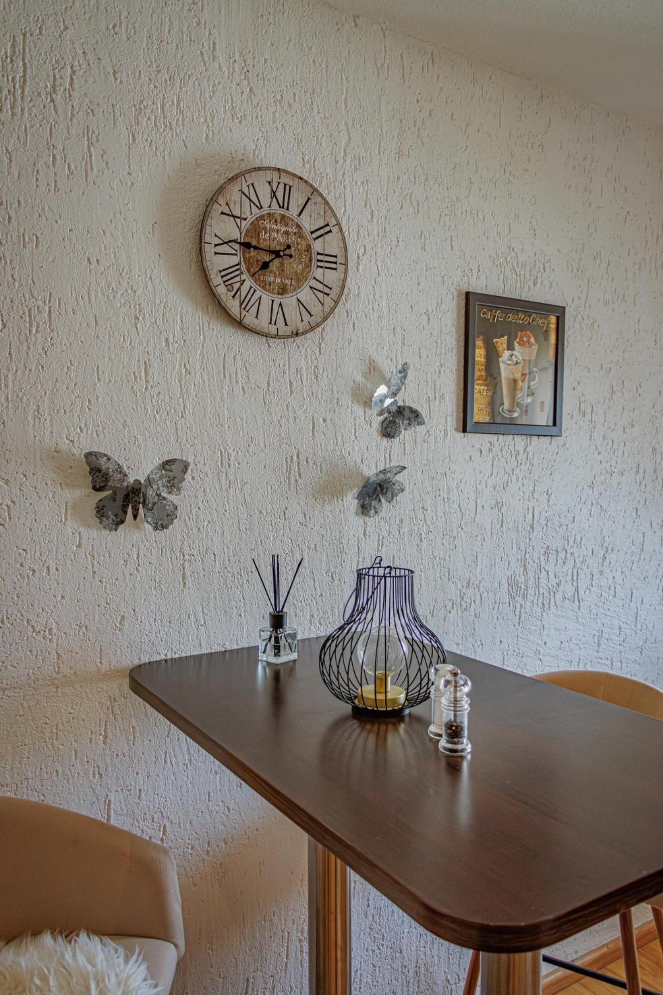 Wohnen Ueber Einem Mediterranen Restaurant,Apartment 2 Oder 3 Leipzig Extérieur photo
