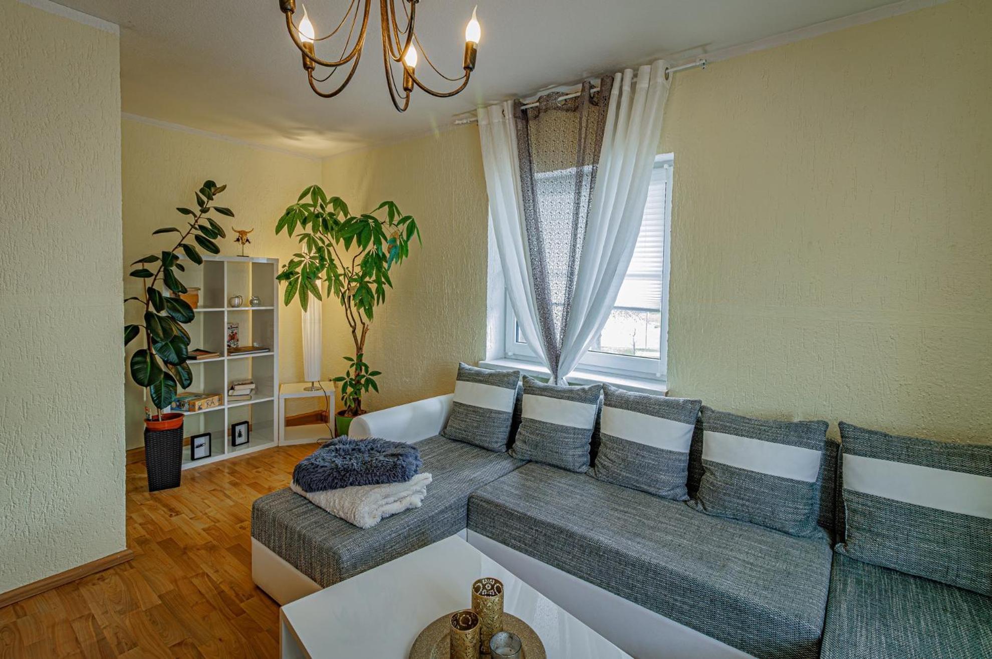 Wohnen Ueber Einem Mediterranen Restaurant,Apartment 2 Oder 3 Leipzig Extérieur photo