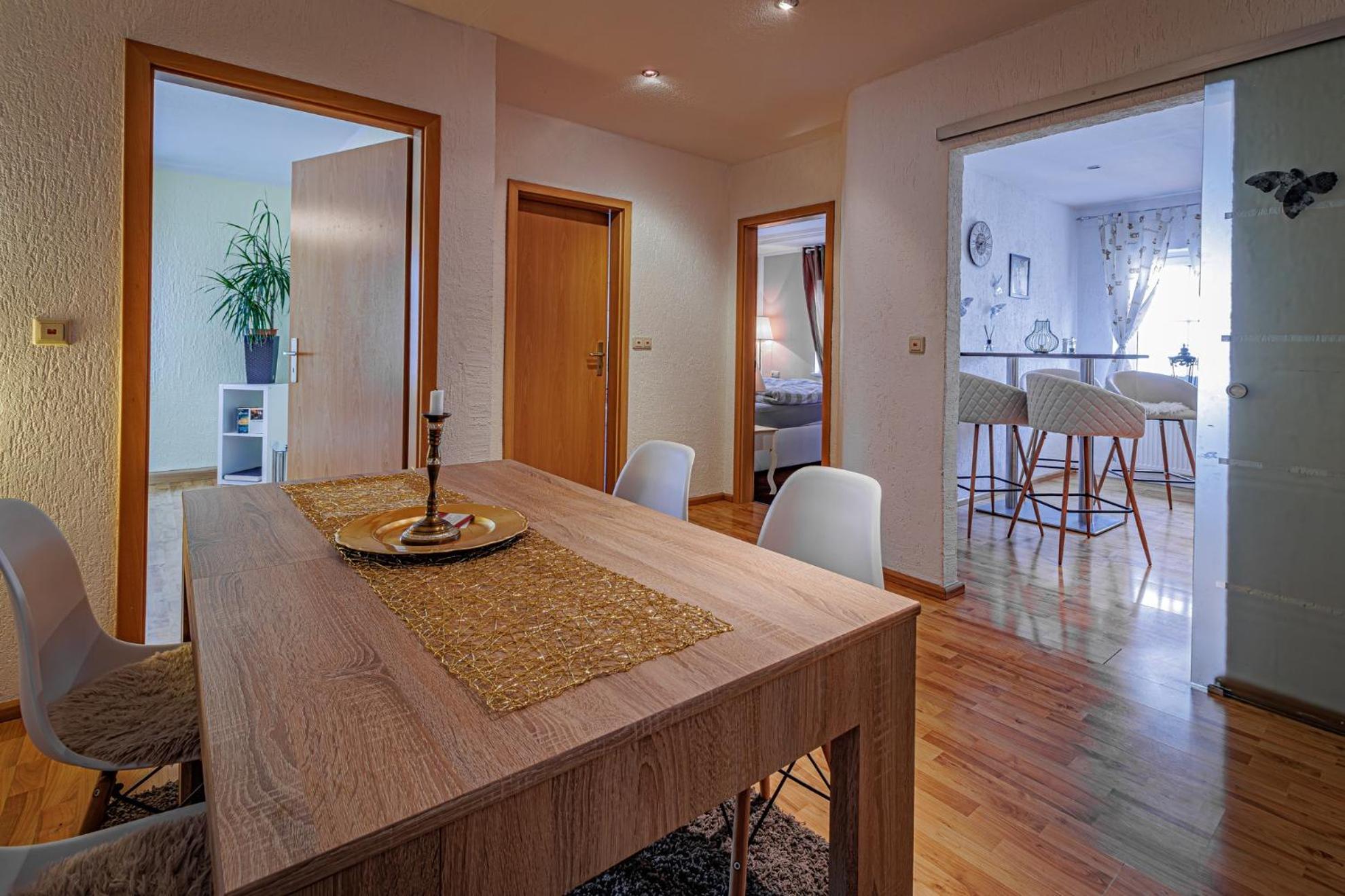 Wohnen Ueber Einem Mediterranen Restaurant,Apartment 2 Oder 3 Leipzig Extérieur photo