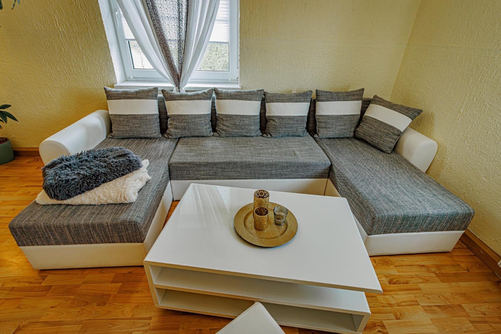 Wohnen Ueber Einem Mediterranen Restaurant,Apartment 2 Oder 3 Leipzig Extérieur photo